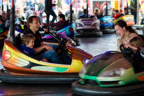 Elektrisch rijden alleen op de kermis? Welnee, zakelijk gezien de logische stap!